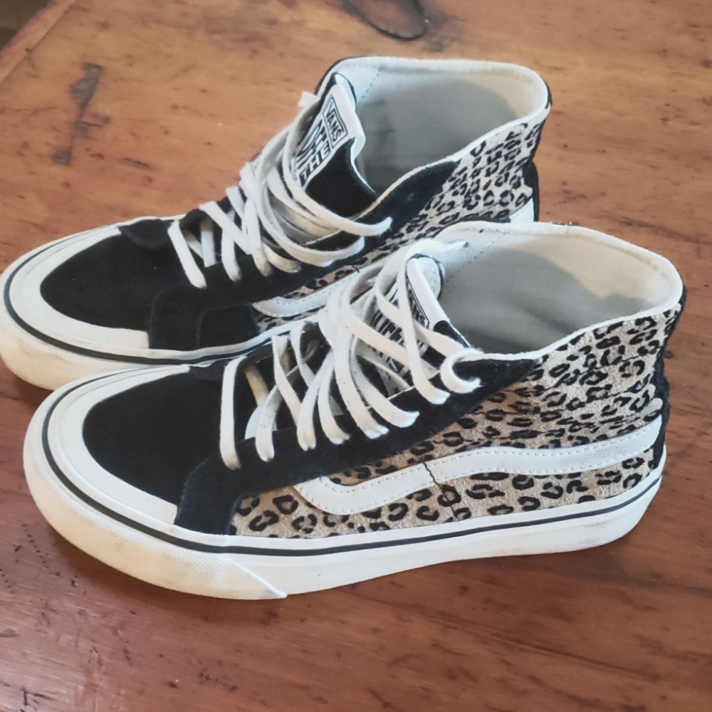 Vans OG Leapard Suade Sneakers